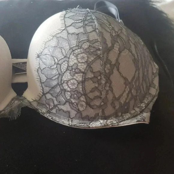 Victoria secret bra - Picture 2 of 4